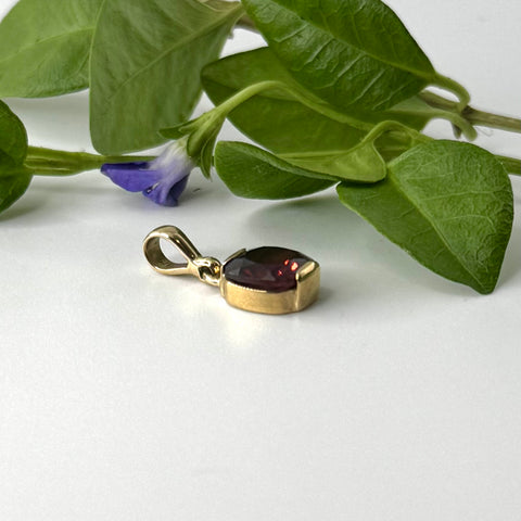 9ct Gold Cushion Garnet Pendant